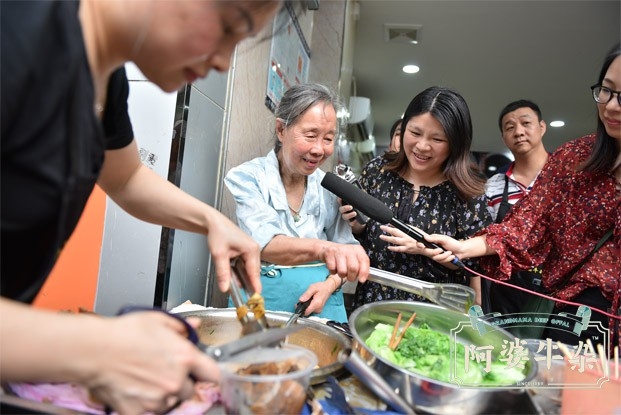 阿婆牛雜加盟味道很重要但是經(jīng)營也不可忽視